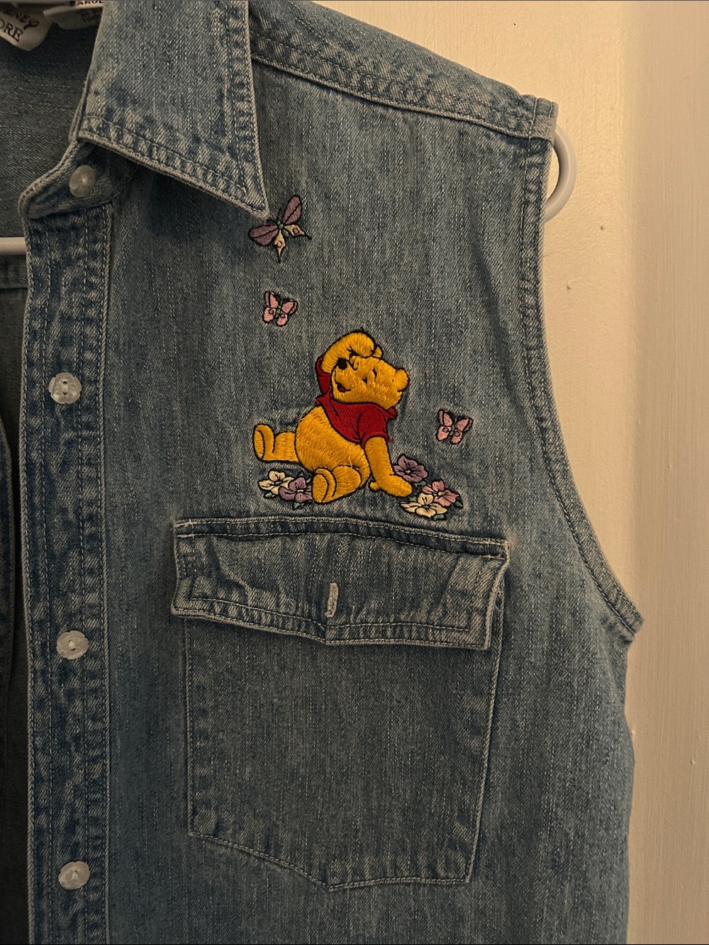 Vintage Winnie the Pooh Disney Store Light Blue Denim Sleeveless Button-Up